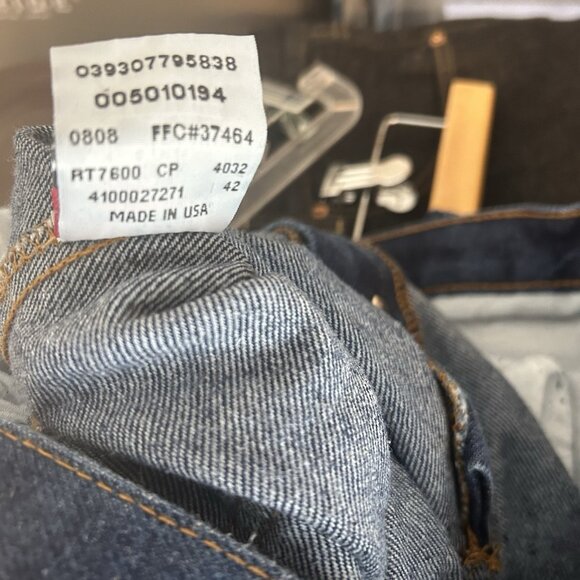 Vintage Levi’s 501 Straight Leg Button-fly Denim Jeans Size 33x30 Made In USA - Picture 8 of 8
